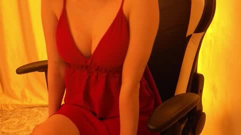 April online show from 18, 1, 2026