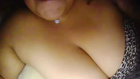 Snapshot of poppyprincess261371 chatting on 14, 12, 2025 poppyprincess261371 online show from 14, 12, 2025