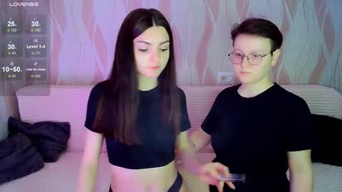 Ana and Tati online show from 28, 10, 2025