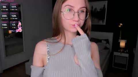 Elizabeth online show from 21, 11, 2025