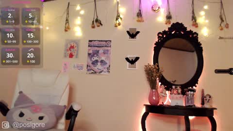Snapshot of posigore chatting on 11, 12, 2024 Anna Goth independient model online show from 11, 12, 2024