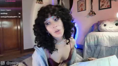 Snapshot of posigore chatting on 26, 2, 2025 Anna Goth independient model online show from 26, 2, 2025