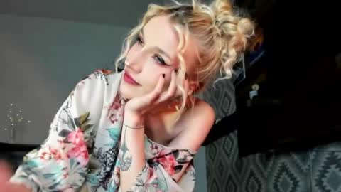 Snapshot of positivevibess chatting on 27, 4, 2026 positivevibess online show from 27, 4, 2026