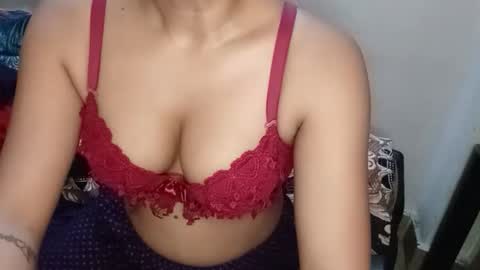 poulomi online show from 2, 4, 2026