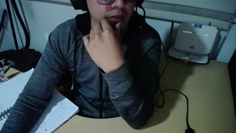 powerfulzeus2 online show from 11, 9, 2025