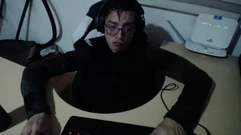 powerfulzeus2 online show from 1, 11, 2025