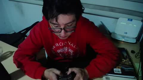 powerfulzeus2 online show from 6, 11, 2025