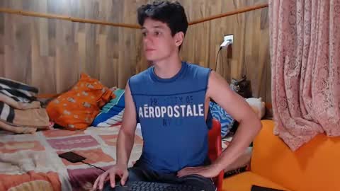 Snapshot of powertwinky chatting on 5, 2, 2025 chris independent online show from 5, 2, 2025