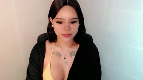 MAXXINE online show from 11, 11, 2025