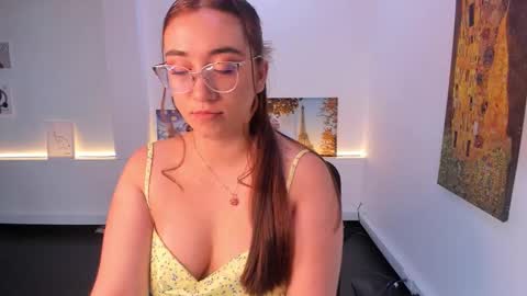 Camila  online show from 18, 12, 2025