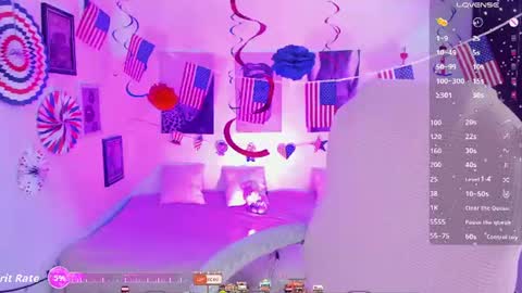 Snapshot of pretti_scarlett chatting on 9, 7, 2026 pretti scarlett online show from 9, 7, 2026