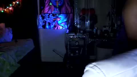 Yasmine pretty online show from 11, 3, 2025