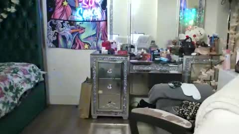 Yasmine pretty online show from 21, 3, 2026