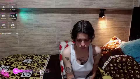pretty_cristal22 online show from 9, 3, 2025
