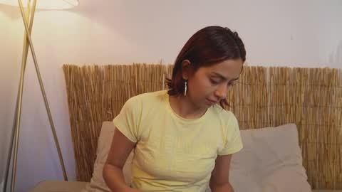 pretty_goddess online show from 4, 6, 2026