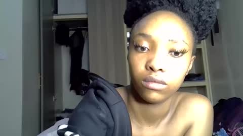 Snapshot of pretty_jazmine chatting on 16, 9, 2025 Jaz online show from 16, 9, 2025
