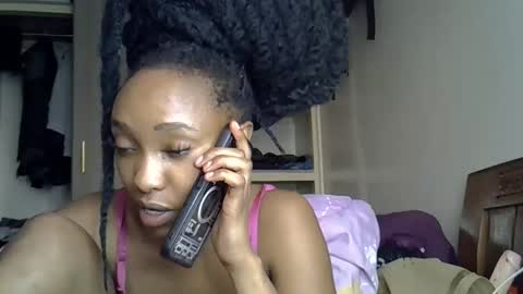 Snapshot of pretty_jazmine chatting on 16, 9, 2025 Jaz online show from 16, 9, 2025