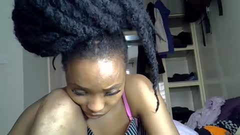 Snapshot of pretty_jazmine chatting on 17, 9, 2025 Jaz online show from 17, 9, 2025