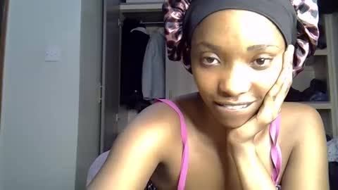 Snapshot of pretty_jazmine chatting on 21, 9, 2025 Jaz online show from 21, 9, 2025