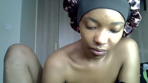 Snapshot of pretty_jazmine chatting on 24, 9, 2025 Jaz online show from 24, 9, 2025