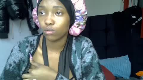 pretty jazminee online show from 30, 6, 2026