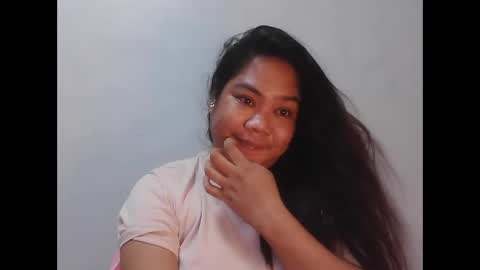 Snapshot of pretty_jewel05 chatting on 9, 9, 2025 pretty_jewel05 online show from 9, 9, 2025