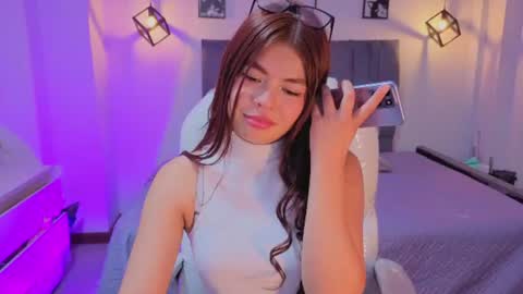 Snapshot of pretty_johnson_ chatting on 11, 6, 2026 pretty online show from 11, 6, 2026