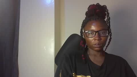 pretty_kemmy online show from 14, 10, 2025