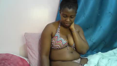 pretty_kylah online show from 28, 9, 2025