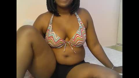 pretty_kylah online show from 17, 12, 2025