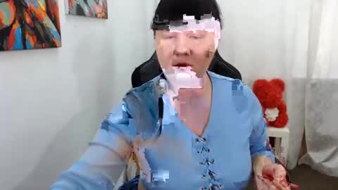 pretty_malika online show from 17, 10, 2025