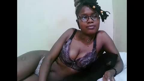 Snapshot of pretty_mellan chatting on 23, 1, 2025 pretty_mellan online show from 23, 1, 2025