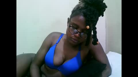 Snapshot of pretty_mellan chatting on 26, 1, 2025 pretty_mellan online show from 26, 1, 2025