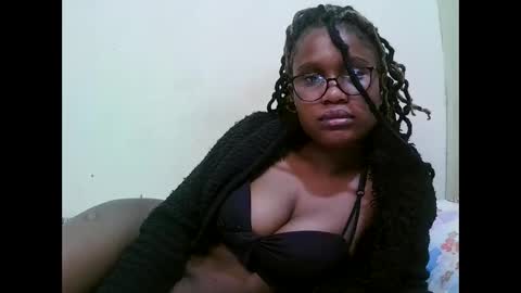 Snapshot of pretty_mellan chatting on 7, 2, 2025 pretty_mellan online show from 7, 2, 2025