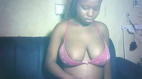 pretty_milan online show from 7, 2, 2026