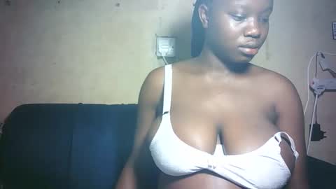 pretty_milan online show from 24, 2, 2026