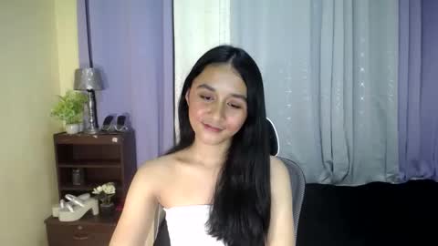 Snapshot of pretty_morenaxx chatting on 2, 3, 2025 Marimar online show from 2, 3, 2025