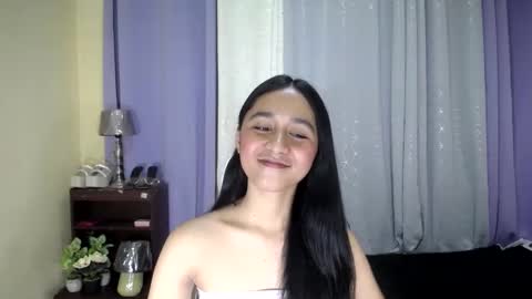 Snapshot of pretty_morenaxx chatting on 3, 3, 2025 Marimar online show from 3, 3, 2025