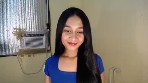 Snapshot of pretty_morenaxx chatting on 9, 9, 2025 Marimar online show from 9, 9, 2025