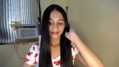 Snapshot of pretty_morenaxx chatting on 25, 9, 2025 Marimar online show from 25, 9, 2025