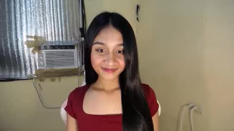 Snapshot of pretty_morenaxx chatting on 1, 10, 2025 Marimar online show from 1, 10, 2025