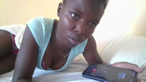 pretty_petite_ebony online show from 8, 1, 2025