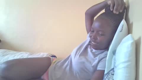 pretty_petite_ebony online show from 22, 1, 2025