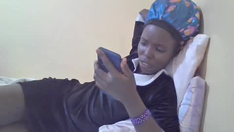 pretty_petite_ebony online show from 25, 1, 2025