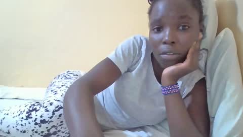 pretty_petite_ebony online show from 26, 2, 2025