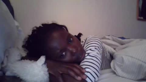 pretty_petite_ebony online show from 6, 10, 2025