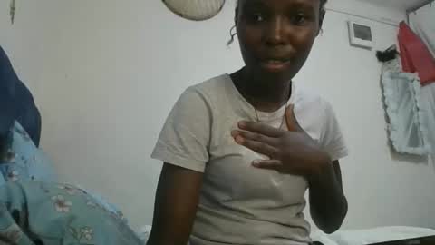 pretty_petite_ebony online show from 13, 1, 2026