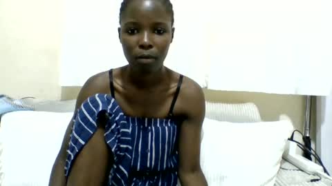 pretty_petite_ebony online show from 2, 7, 2026