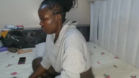 Essy online show from 11, 9, 2025