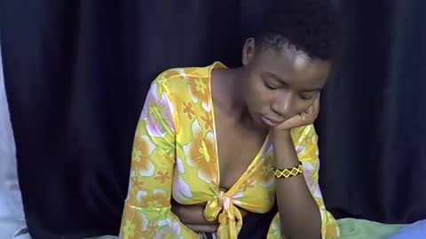 Snapshot of pretty_queen18 chatting on 23, 2, 2025 NASH online show from 23, 2, 2025